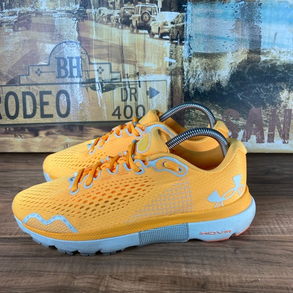 Under Armour Infinite 4 womens athletic shoes - Picture 4 of 7